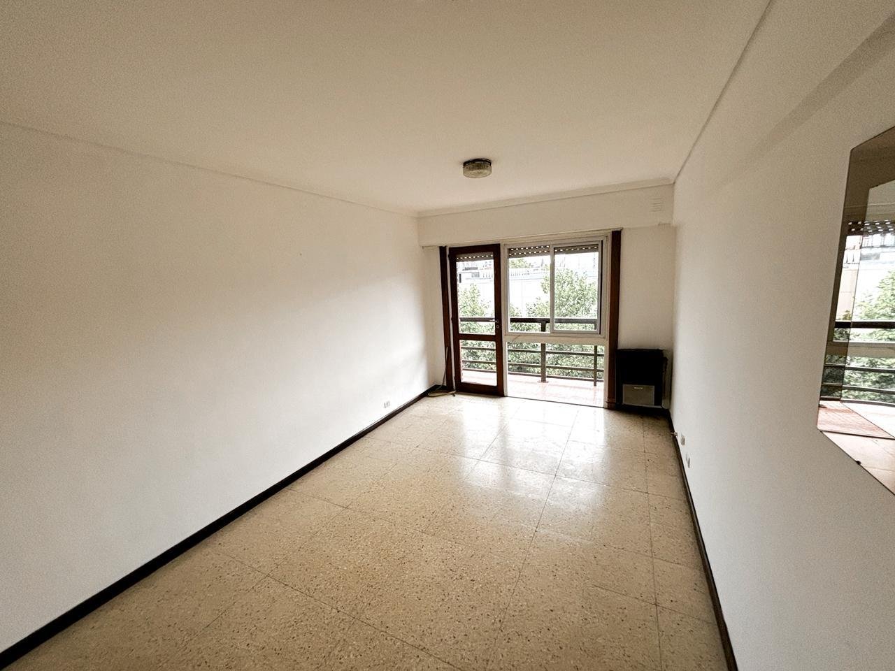 7871599_65577342550859886426463047078781377418019828435939066082359959804765229924312